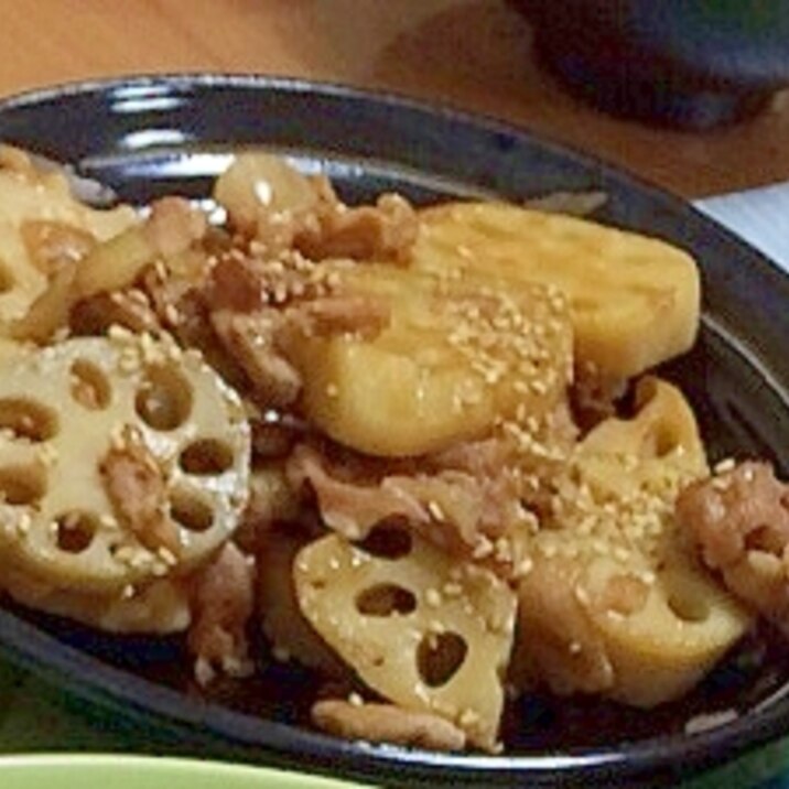 ヨシダ グルメのたれ レンコンと豚肉の甘辛炒め レシピ 作り方 By Yoshirinw 楽天レシピ